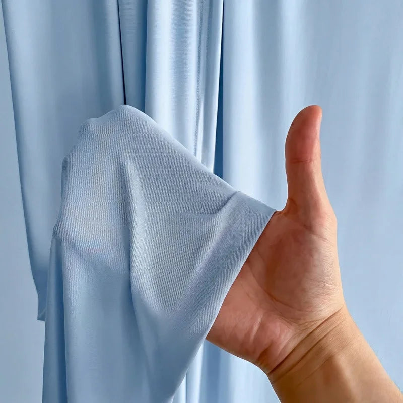 Couverture d’Été Effet Soie Glacée – Plaid Rafraîchissant Léger, Respirant et Doux pour la Peau