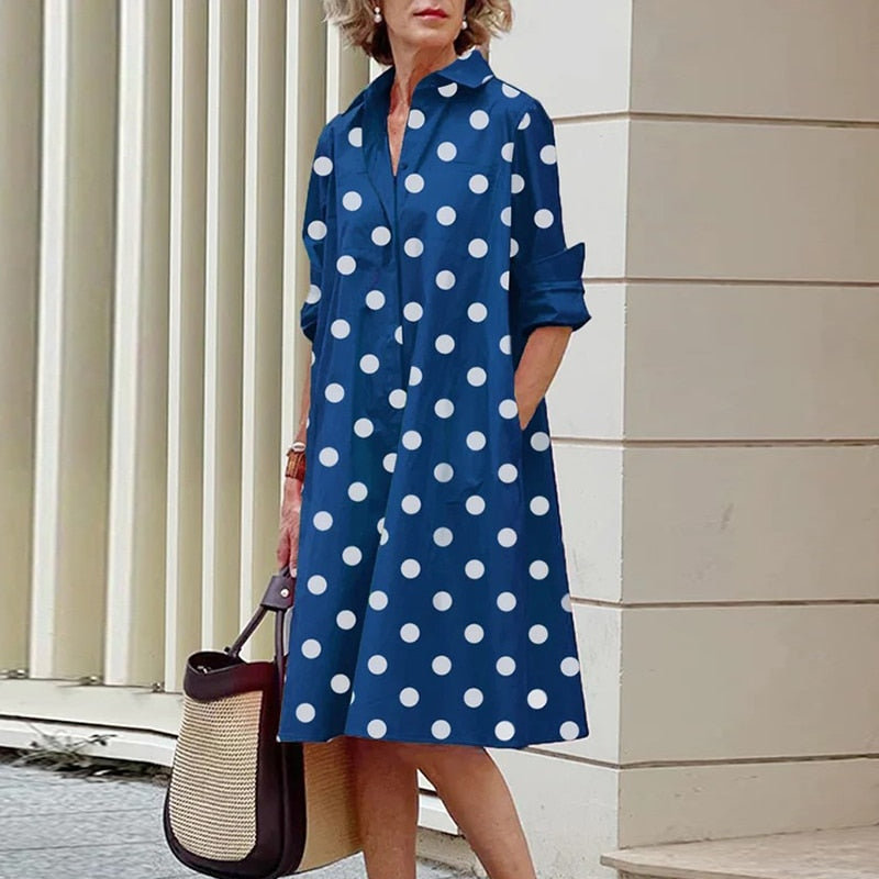 Robe chemise mi-longue col rabattu et poches - Collection 2024